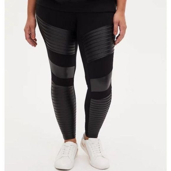 torrid Pants - Torrid Black Platinum Leggings with Moto Faux Leather size 1X